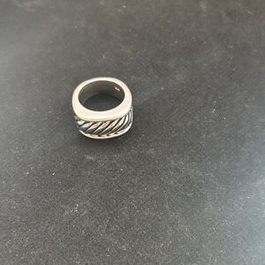 Elegant Silver Women's Ring